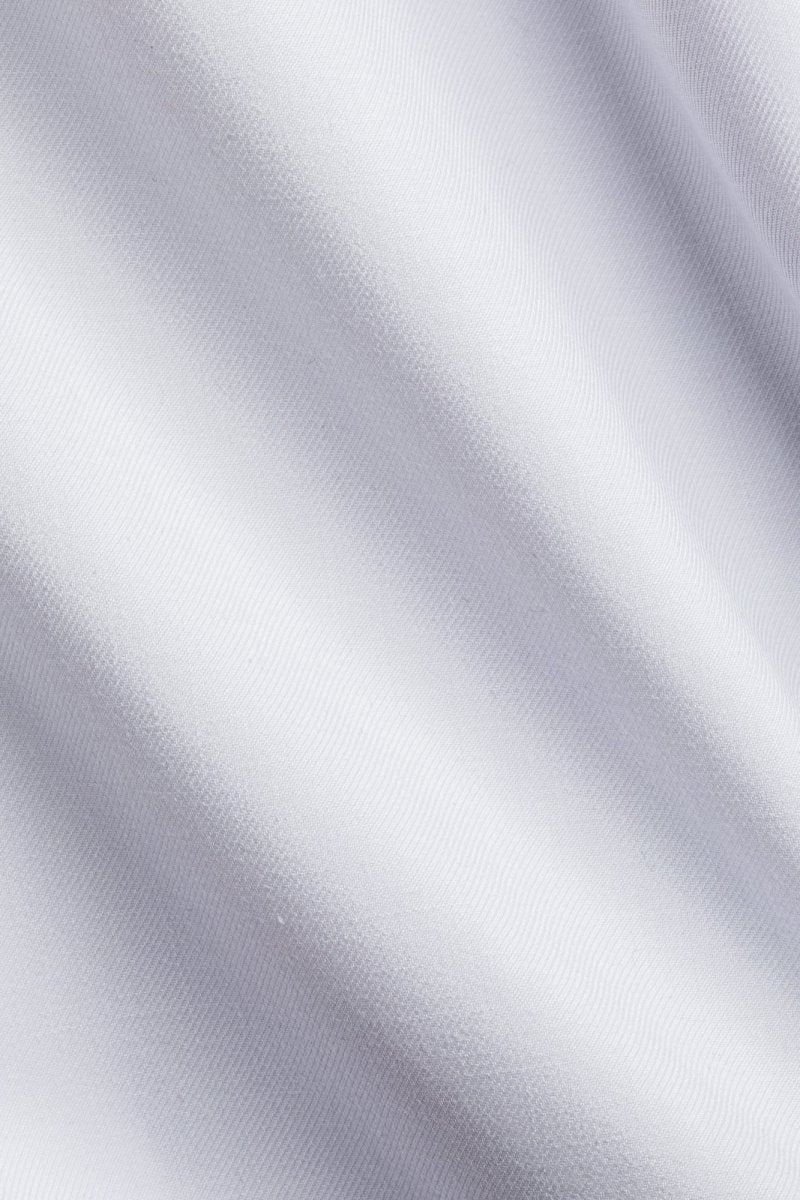 Contrast White Shawl Lapel Tuxedo - MenSuits